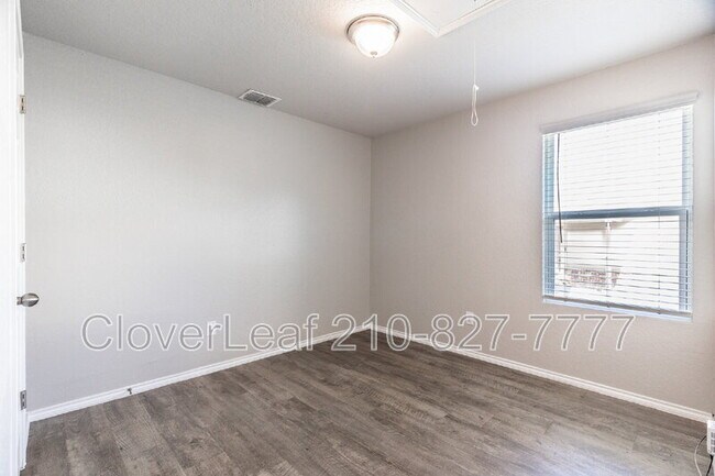 Building Photo - 5806 Machaela Trace