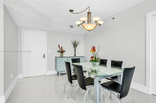 Building Photo - 18911 Collins Ave