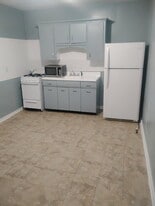 Building Photo - 56 Clinton St