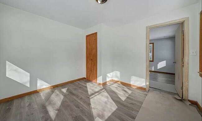 Building Photo - 204 Stony Ford Rd