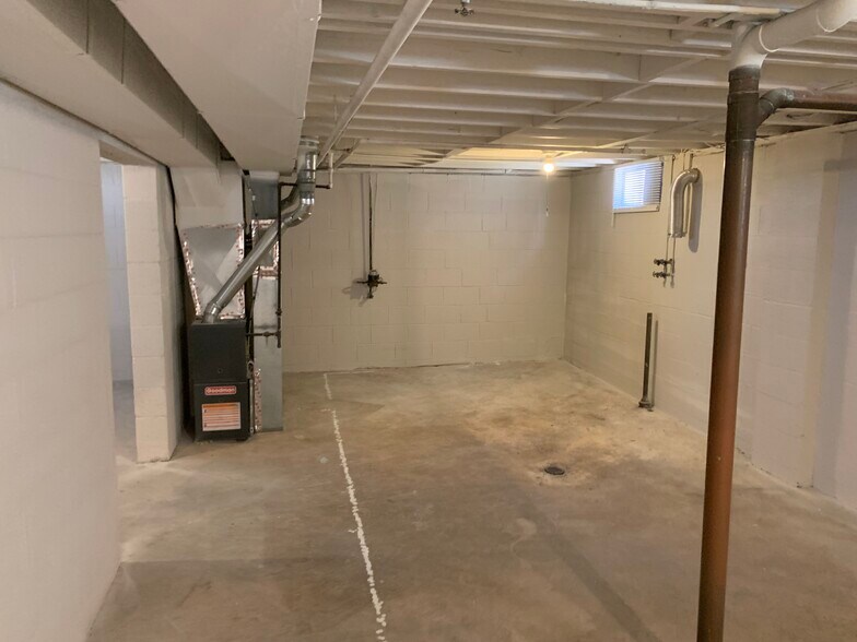 Basement - 2519 Parkwood Ave