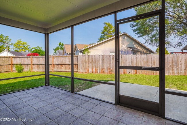 Building Photo - 7453 Amandas Crossing Dr N