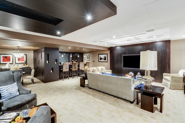 Building Photo - 3376 Peachtree Rd