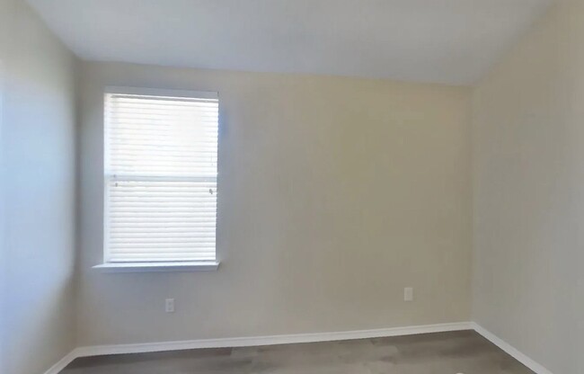 Building Photo - Beautiful 4-Bedroom Home in Forney