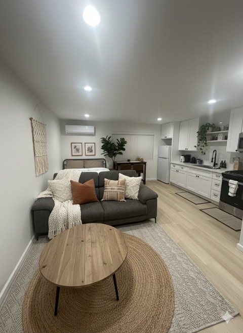 Building Photo - 4718 W Ave L 6