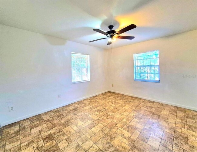 Building Photo - 2413 E 38th Ave