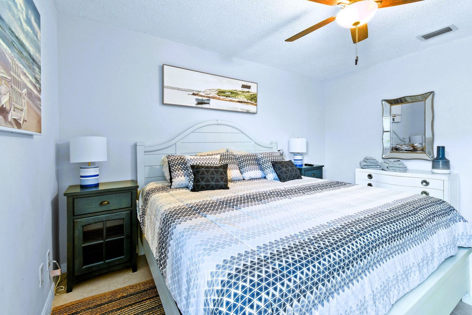 Building Photo - 9130 E Highland Pines Blvd