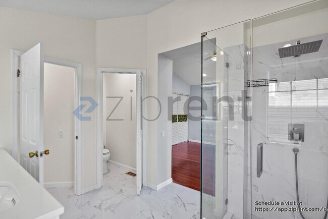 Building Photo - 281 Scotts Valley