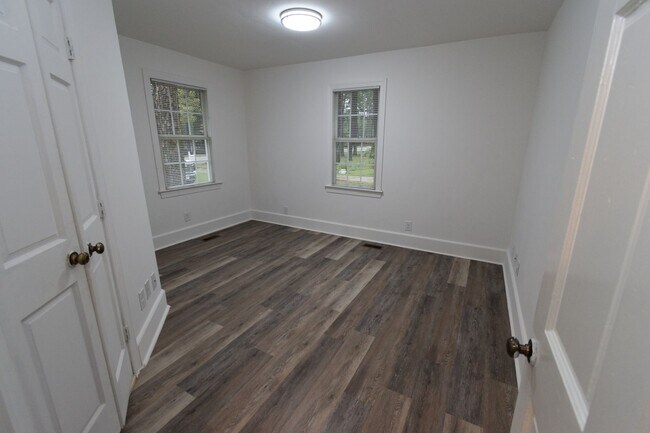 Building Photo - 1606 Hammond St