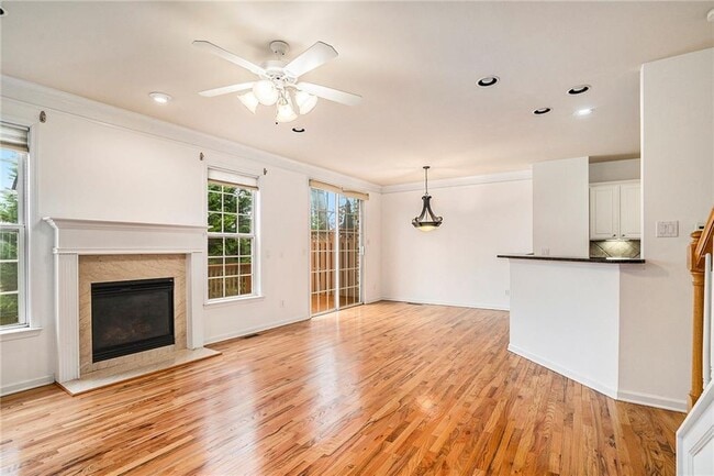 Building Photo - 1641 Emory Pl Dr NE
