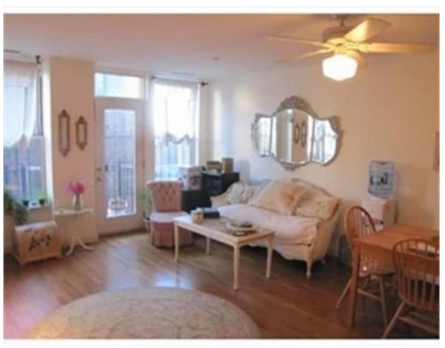 Building Photo - 75 Clarendon St