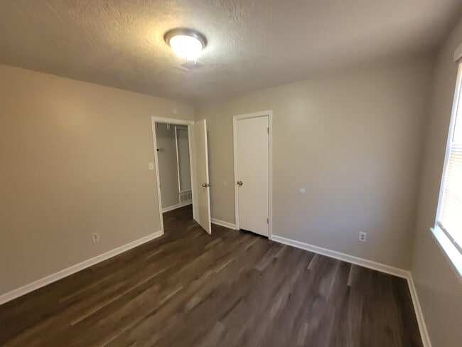 Building Photo - 4609 Renee St