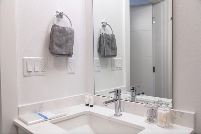 Floorplan - Fifty-Two Apartments