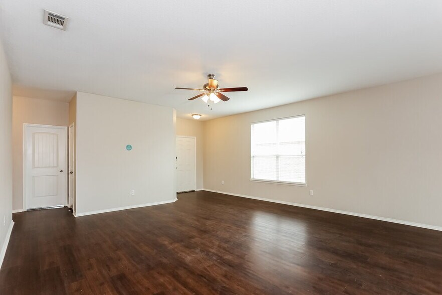 Building Photo - 412 San Lucas Dr