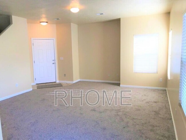 Building Photo - 7728 S New Snowbell Ln