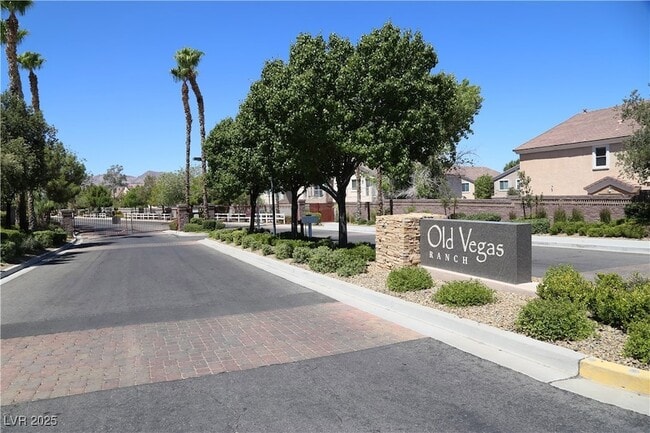 Building Photo - 2505 April Breeze Ln