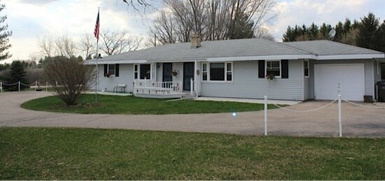 Primary Photo - S82W31496 Section Rd