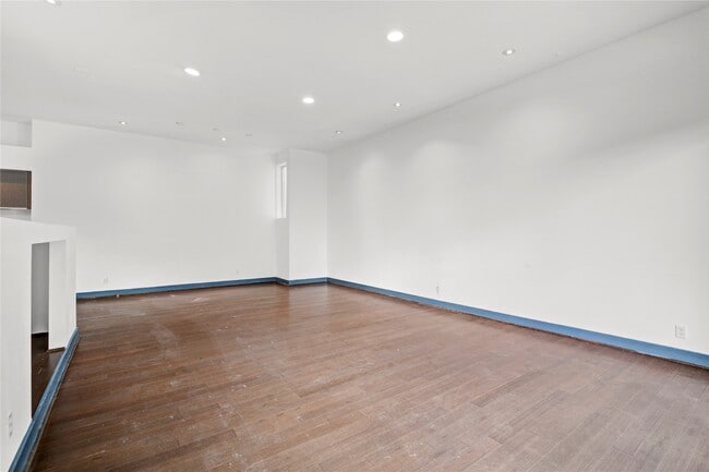 Building Photo - 3910 Austin St