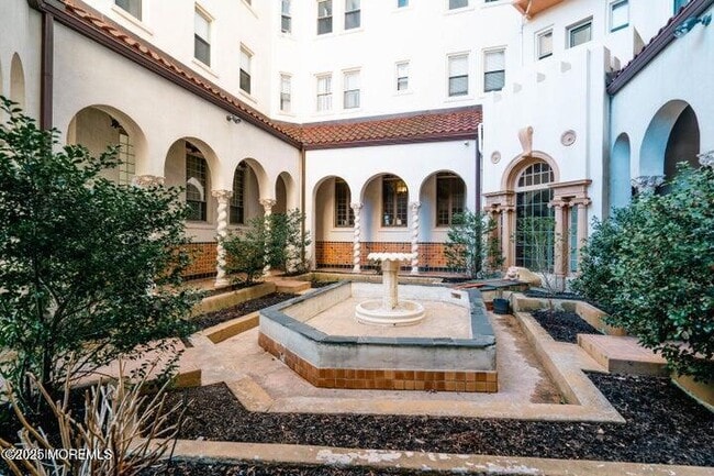 Building Photo - 400 Deal Lake Dr