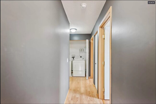 Building Photo - 13081 Crimson Clover Ln