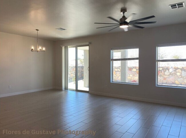 Building Photo - 2681 Silver Hawk Ave