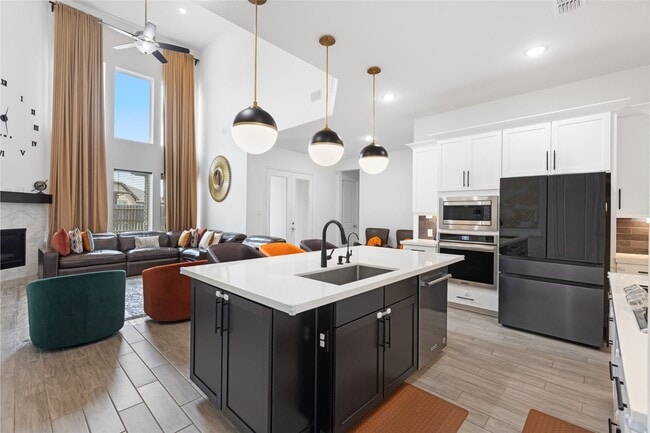 Building Photo - 5006 Bent Tree Dr