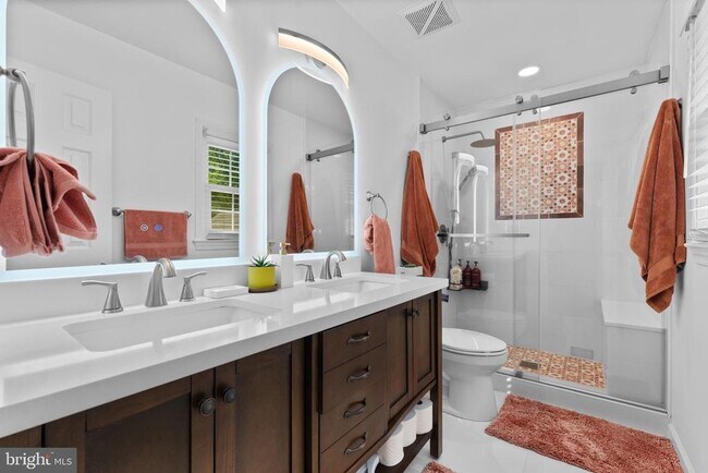 Building Photo - 7020 Venus Ct
