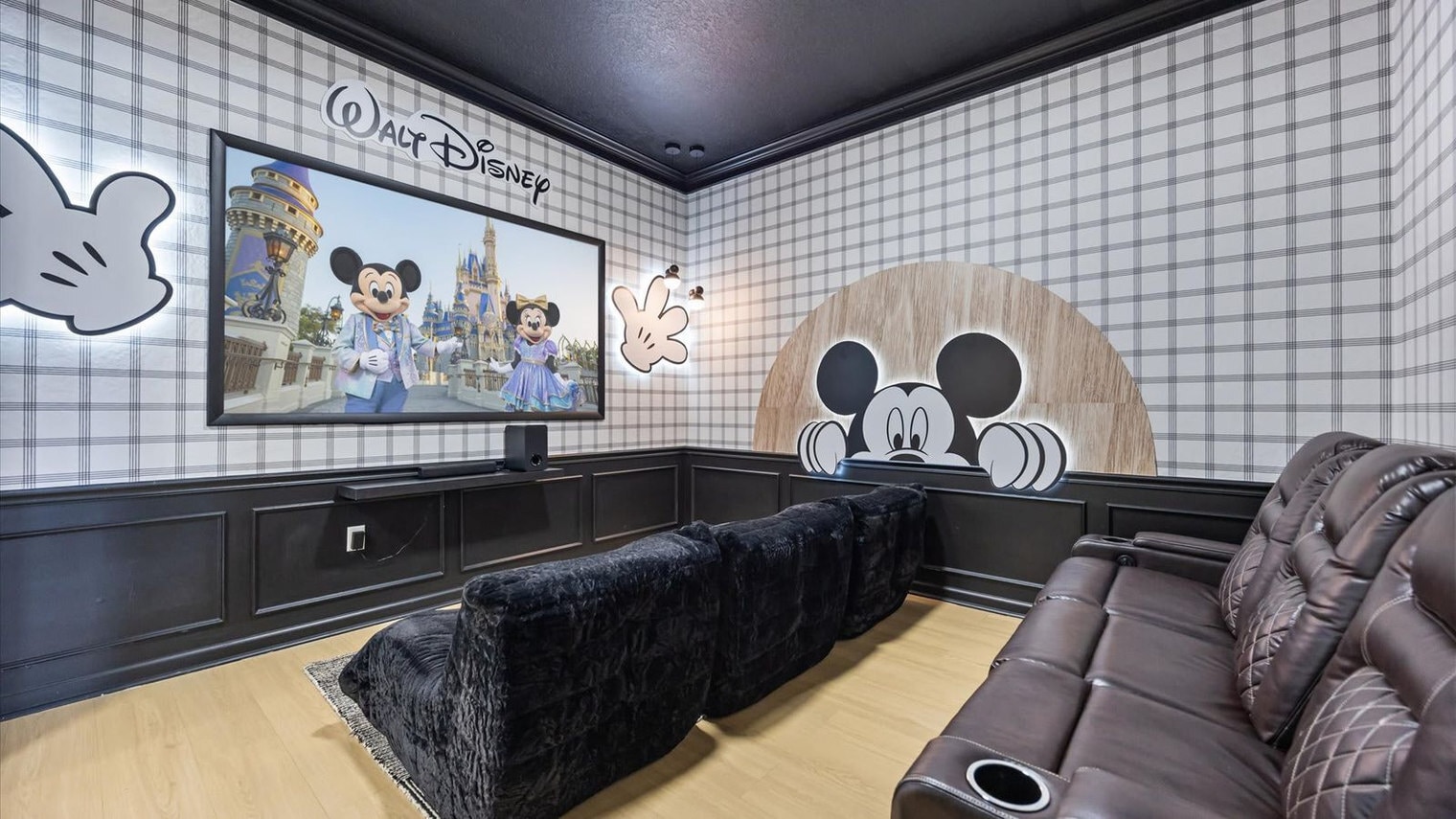 Building Photo - 5024 Shoreway Loop