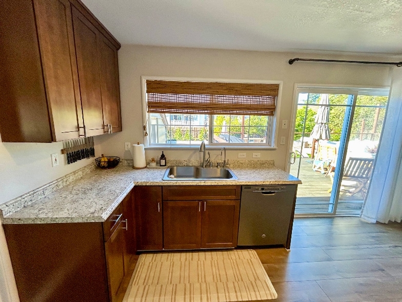 Building Photo - 18 Vista Grande Ave