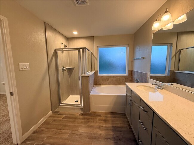 Building Photo - 17142 Wilthorne Colony Ct