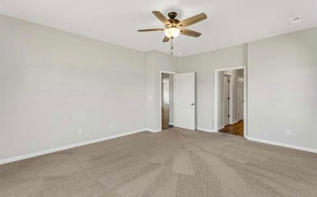 Master / Bedroom 4 - 109 Fellington Ct
