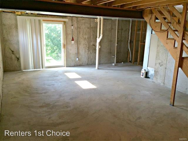 Building Photo - 3 br, 2.5 bath House - 13 Summerland