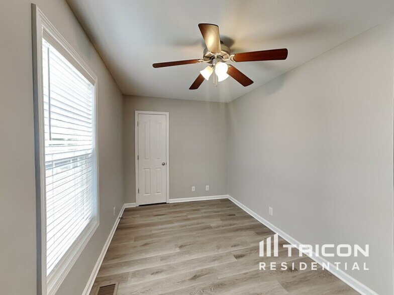 Building Photo - 3764 S Jot Dr