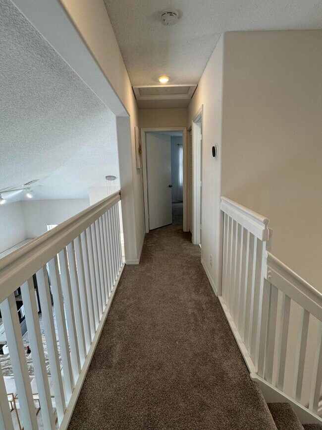 Building Photo - 6752 Green Island Cir