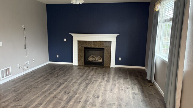 Building Photo - 7434 Grady Cir