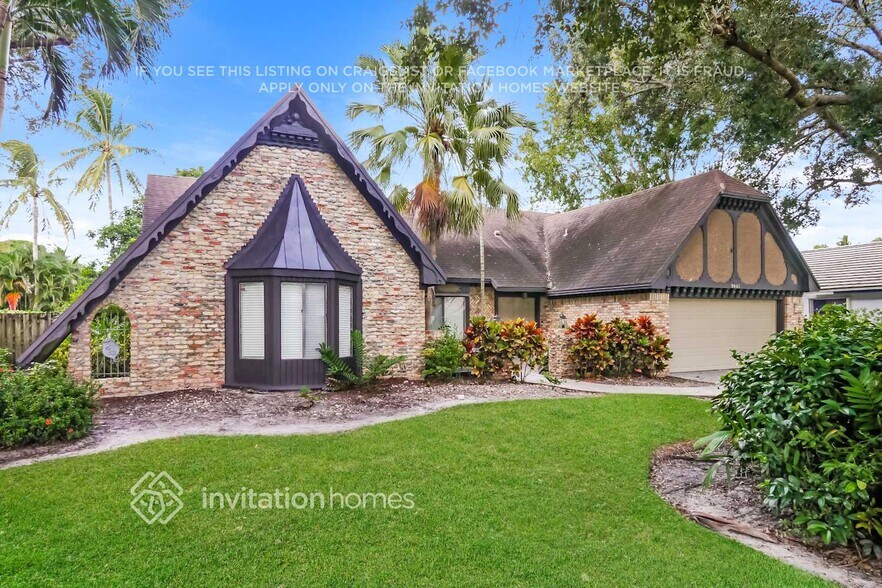 Building Photo - 9861 NW 10th St