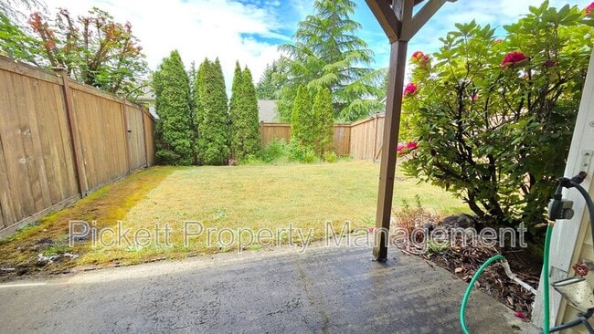 Building Photo - 11615 Breckenridge Ln NW