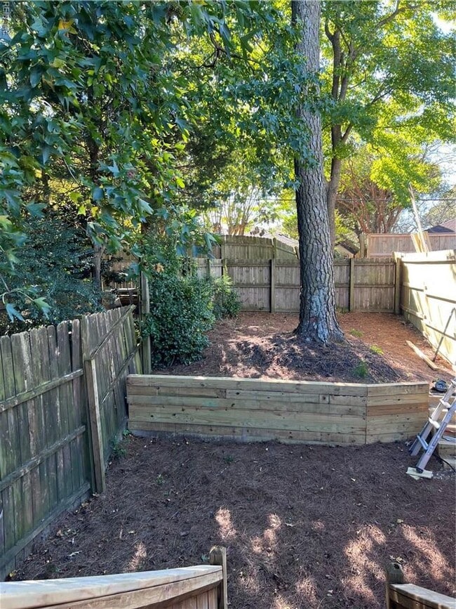 Building Photo - 947 Wildwood Square Ct