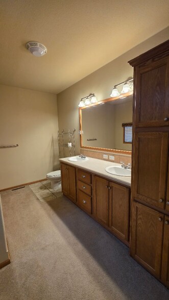 Building Photo - 7495 Shoup Rd