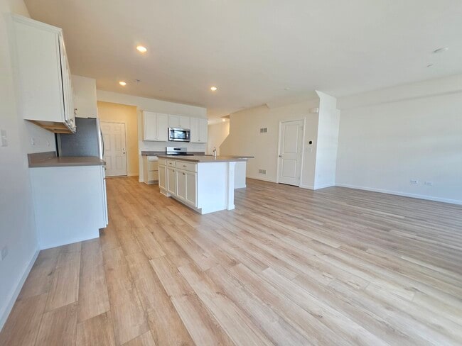 Building Photo - 2309 Horseshoe Cir