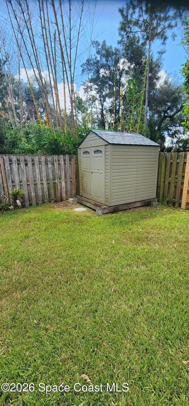 Building Photo - 428 Heathrow Cir
