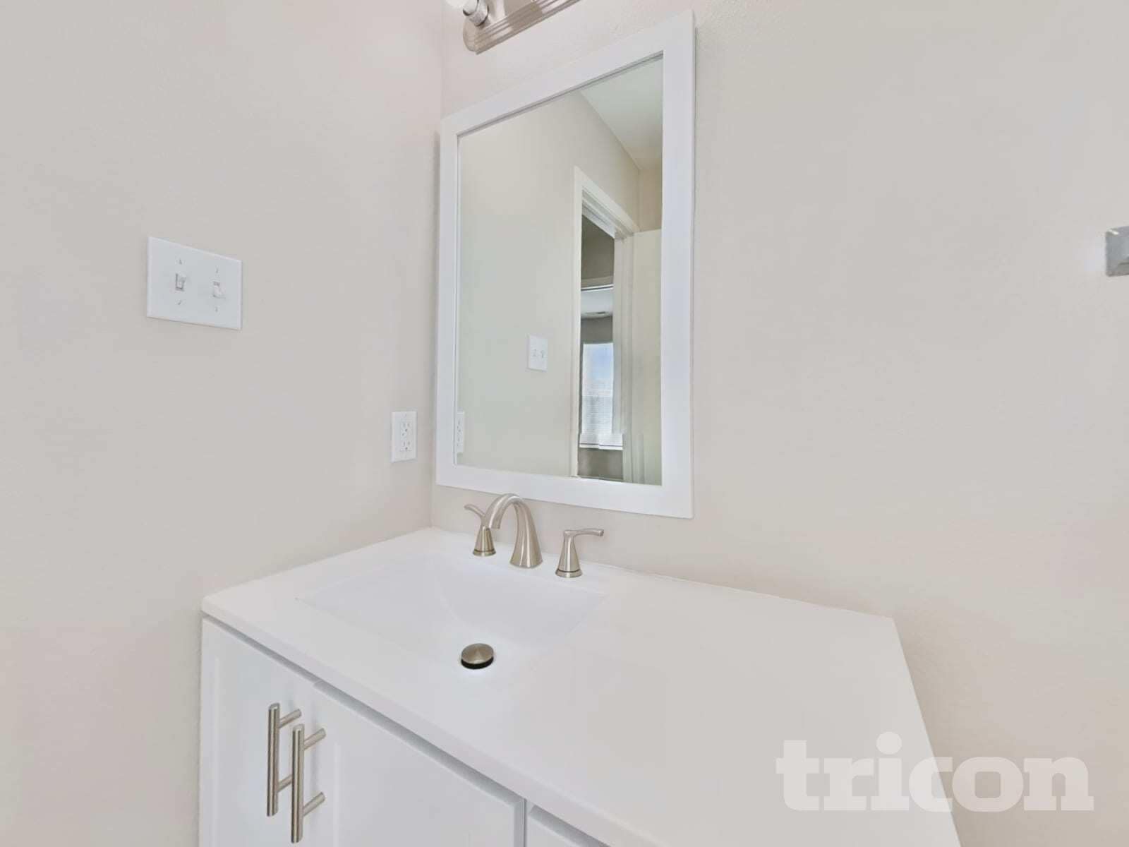 Building Photo - 855 Bitting Hall Cir