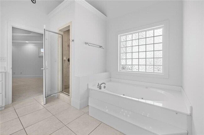 Building Photo - 1475 Boomer Cir