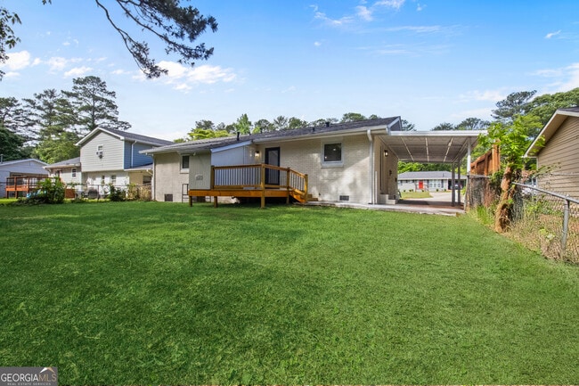 Building Photo - 2148 Green Forrest Dr