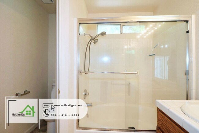Building Photo - 1117 Grouse Dr