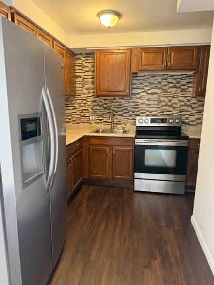 Building Photo - 20566 Salem