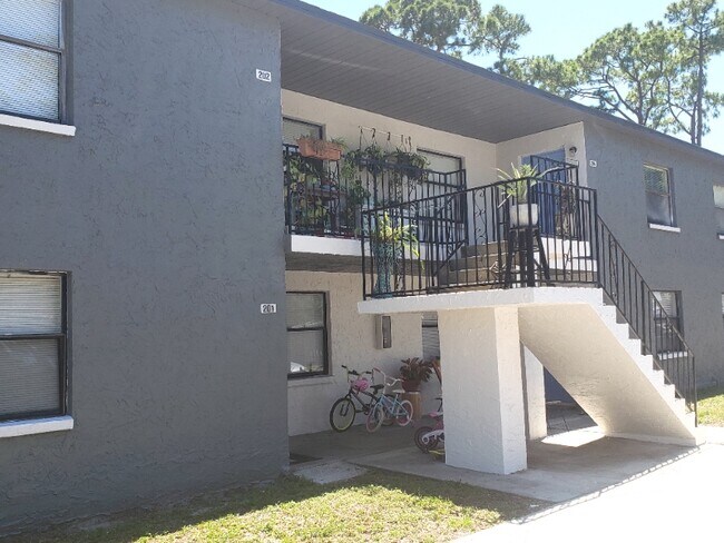 Building Photo - 6440 62nd Ave N