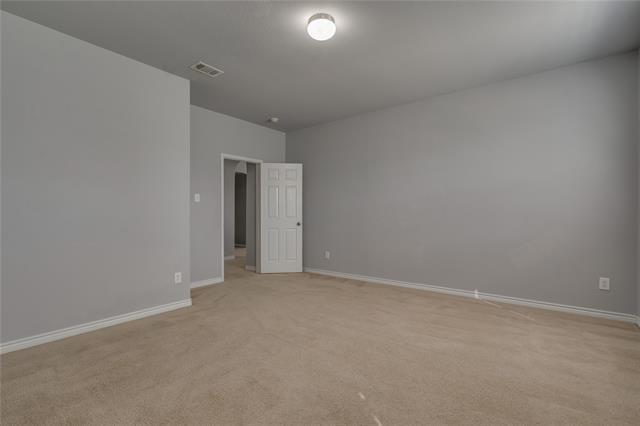 Building Photo - 601 Port Royale Way