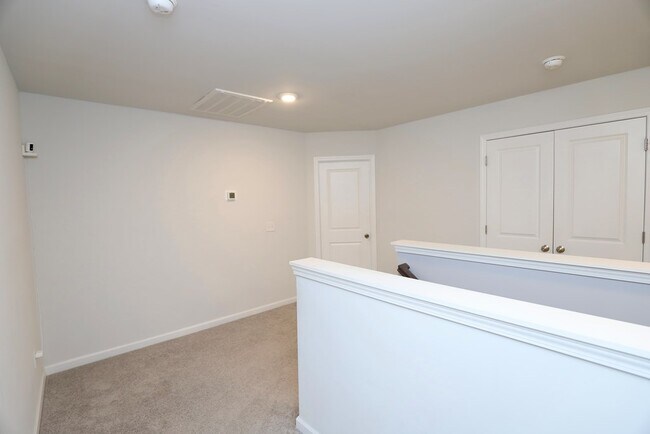 Building Photo - 525 Kittiwake Ln