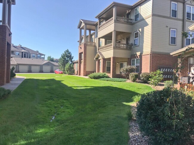 Building Photo - No Maintenance Lifestyle!